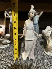 Lladro Figurine Retired 1998