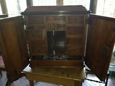 Mobile Biedermeier con cassettini interni