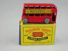 05b Double Decker London Bus