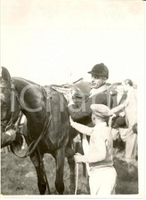 1934 SOMMA LOMBARDO (VA) IPPICA Gara del CANILE Il vincitore CLANESSE e fantino