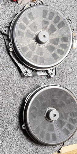 Woofer anteriore sinistro - , e