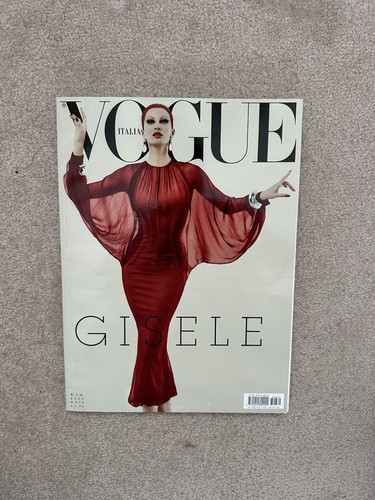 Vogue italia march - italia,