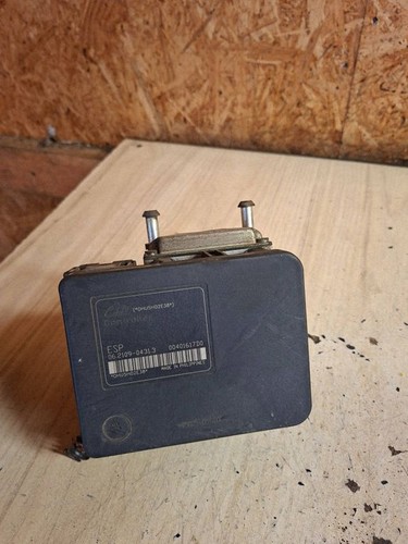Mitsubishi grandis bloc - mitsubishi,