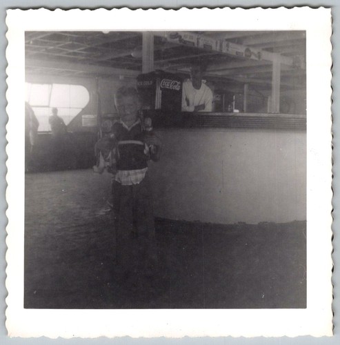 Snapshot boy coca cola - boy, coca-cola