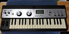 Tastiera sintetizzatore argento Korg MicroKORG XL buone condizioni testata