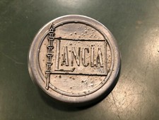 Borchia coprimozzo ruota per cerchio in lega Lancia Fulvia Flavia copri mozzo