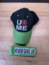 Cappello e felpa John Cena