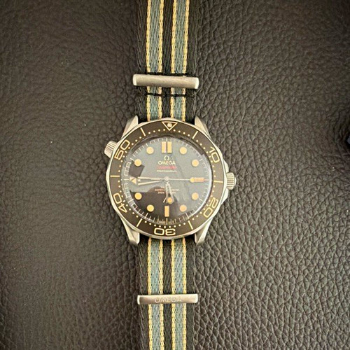 Omega seamaster 300m 007 - seamaster,