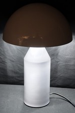 Lampada da tavolo stile space