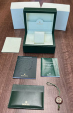 ROLEX SUBMARINER DATE 116613 LN 2011 WATCH BOX SET GI102