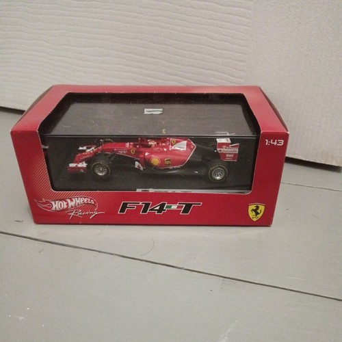 Hot wheels ferrari f14 t - hot,