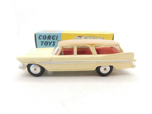 Corgi toys 219 plymouth - toys, *