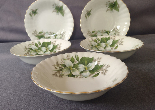 Royal albert bone china - royal,
