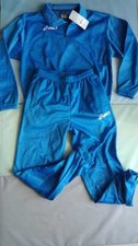 tuta ASICS azzurra 1,64m