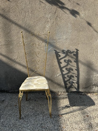 Sedia metallo dorato - in,