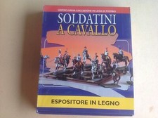 ESPOSITORE IN LEGNO PER