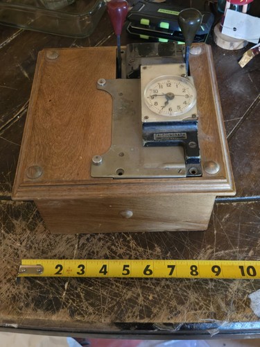 Orologio registratore orario