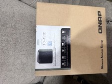 Alloggiamento NAS desktop