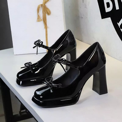 Decolte nero vernice - decolte,