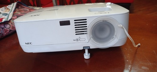 Nec np610 videoproiettore 3500 - np610,