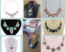 COLLANE VARI STILI E COLORI