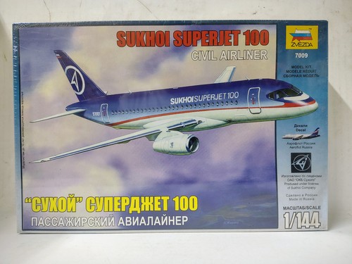 Zvezda 7009 sukhoi superjet - 7009,