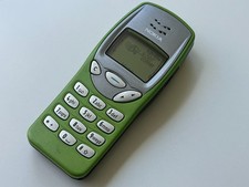 Rare Nokia 3210 - Bright Green