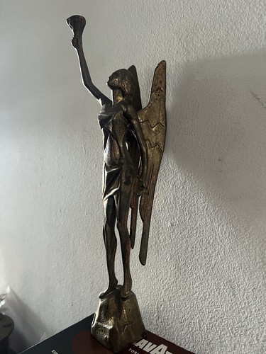Trofeo metallo con - trofeo,