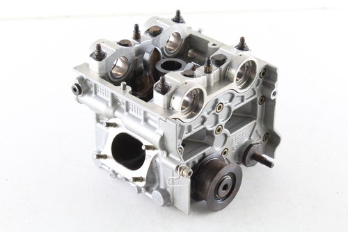 Testa testata motore verticale