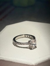 Anello Swarovski solitario di