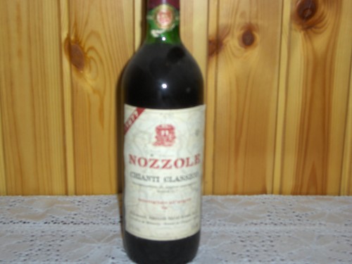 Bottiglia vino nozzole chianti - bottiglia,