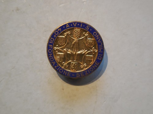Distintivo con piedino - piedino, avis
