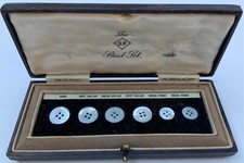 Antico set borchie in scatola 