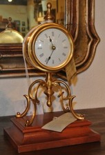 Orologio da tavolo dorato