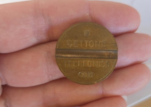 Vendesi gettone telefonico - ,
