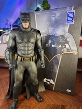 Hot Toys MMS342 BvS Batman
