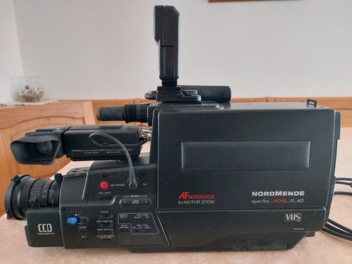 Vintage videocamera - vintage,