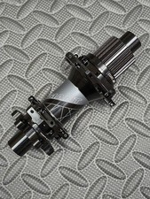 Mozzo Posteriore DT Swiss 240S Boost 12x148 28H Micro Spline 6 Bulloni Cricchetto 18T Gigante