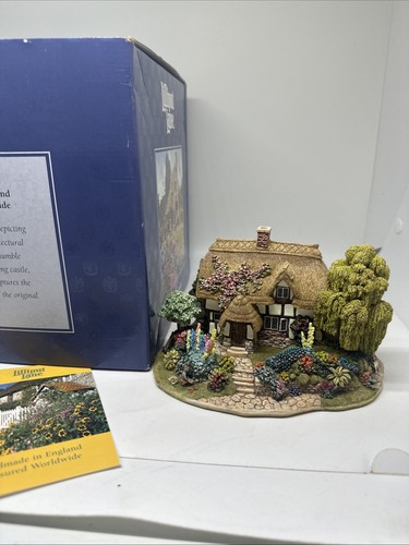 Lilliput lane canterbury bells - lilliput,