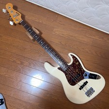 Squier serial jazz bass - jazz,