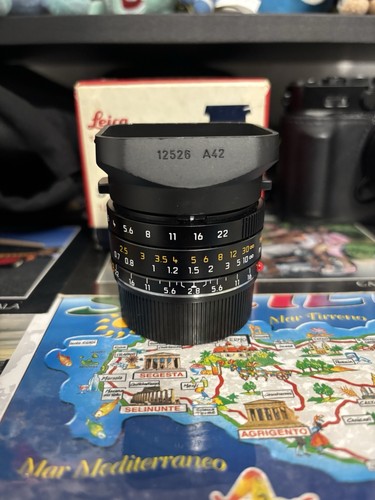 Leica elmarit f - mm, f/2.8