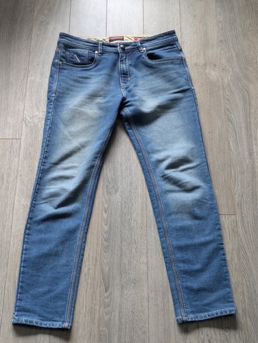 Gucci limited edition slim - gucci,