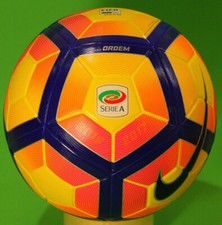 Nuovo pallone calcio ufficiale