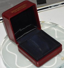 Scatola orologio da polso vintage Girard Perregaux in pelle, watch case bordeaux scatola orologio 