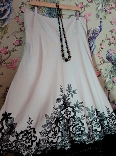 Gonna midi stile vintage beige