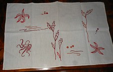 Centro o tovaglietta misto lino decori mare orlo a giorno cm. 65x42  B10 (5) °
