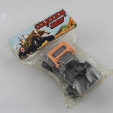 Giocattolo militare Jeep