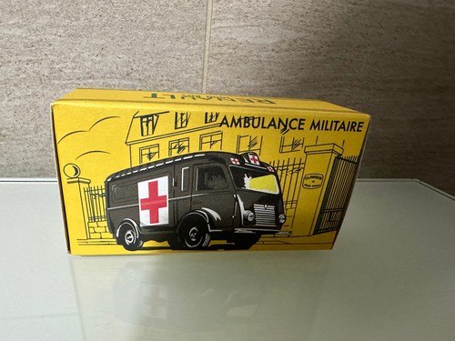 Renault ambulance militaire - renault,
