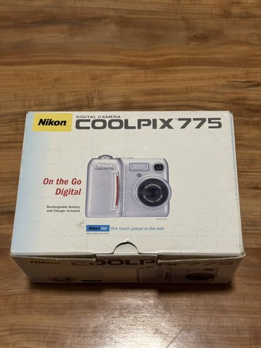 Nikon coolpix 775 - nikon,