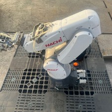 Braccio robot industriale 6